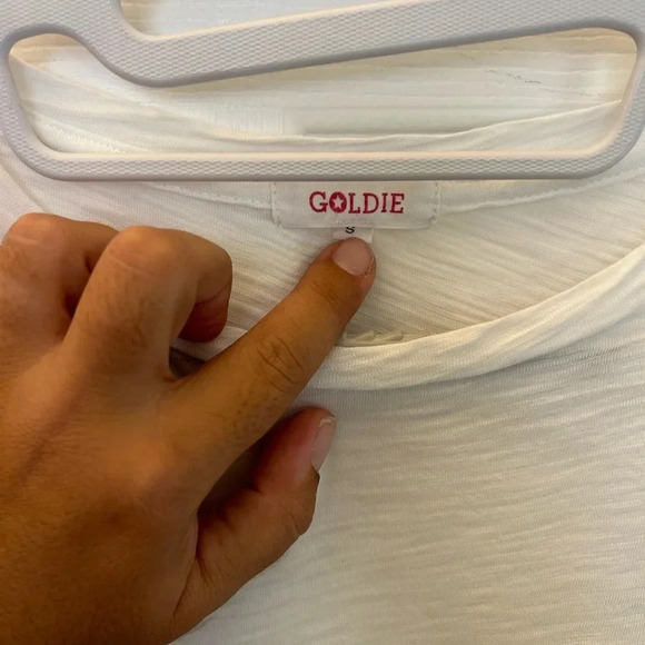 ! Goldie Twisted Puff-Sleeve Tee small - Picture 5 of 7